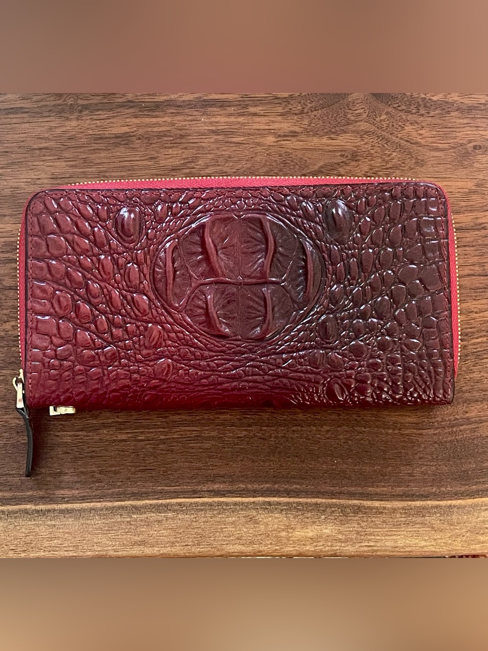 Pijushi Leather Red Croc-Embossed Zip-Around Leather Wallet in Burgundy